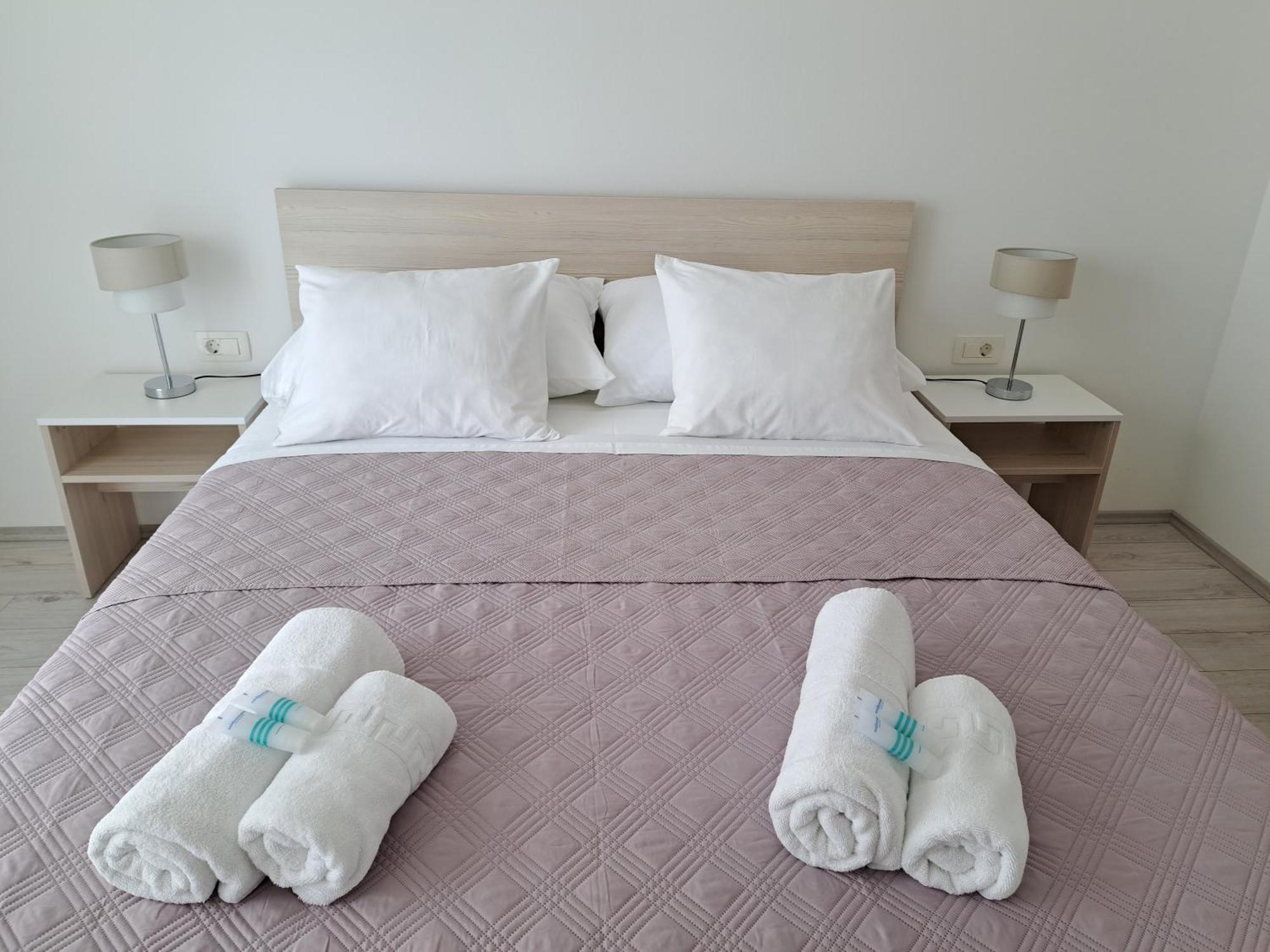 Apartment & Room Ladisic Орашац Стая снимка