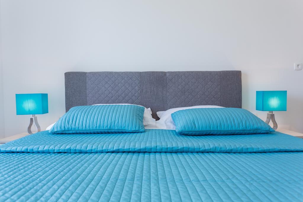 Apartment & Room Ladisic Орашац Екстериор снимка